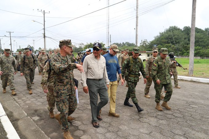 COLOMBIA Y ECUADOR  FORMAN FRENTE UNIFICADO CONTRA CARTELES Y NARCOTERRORISTAS