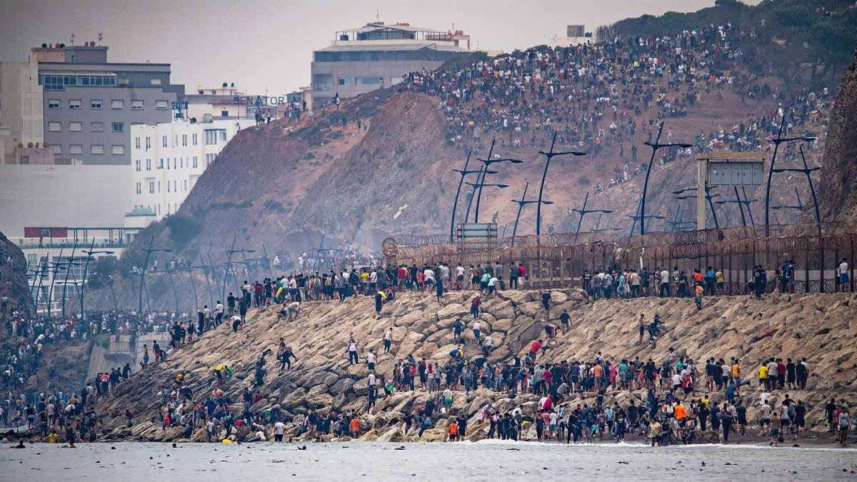 CEUTA HA SIDO INVADIDA ¿Y AHORA QUE?